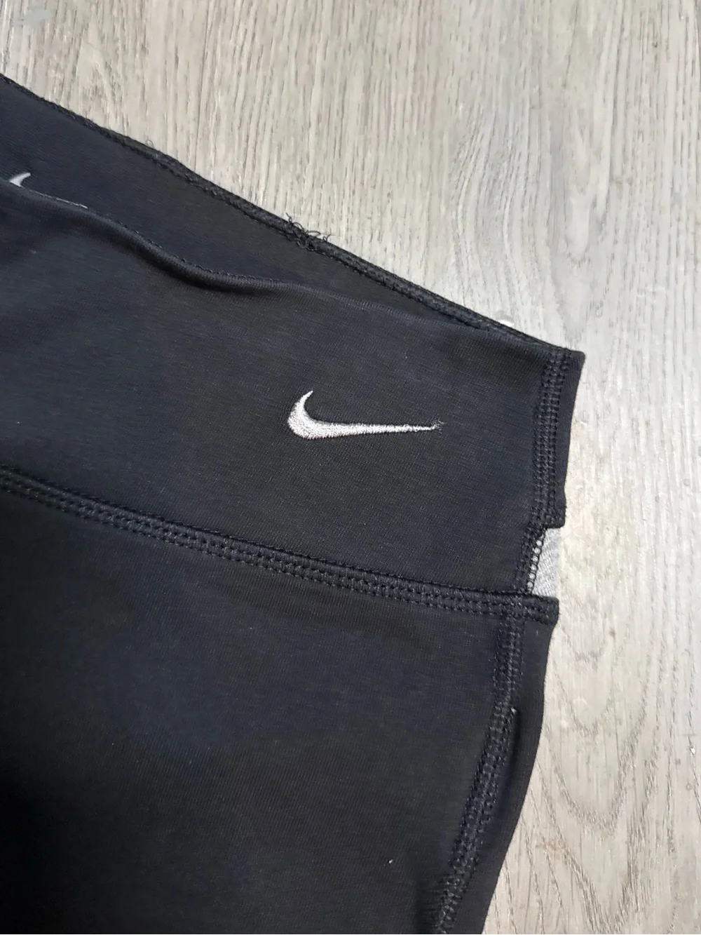•NIKE• CROPPED FLARE PANTS